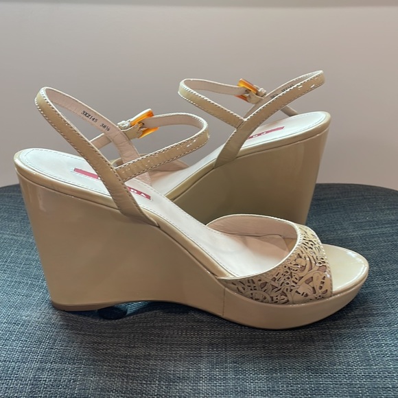 NWOT PRADA SPORT Patent Leather Sandals - Picture 6 of 12